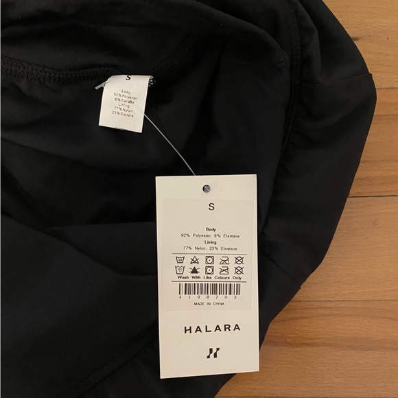 NEW Halara High-Waisted Crossover Shorts - Picture 7 of 7